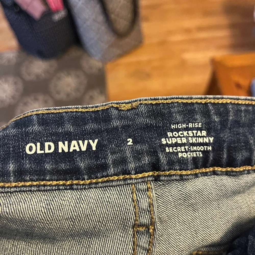 Old Navy Blue High-Rise Skinny Jeans - Picture 2 of 5